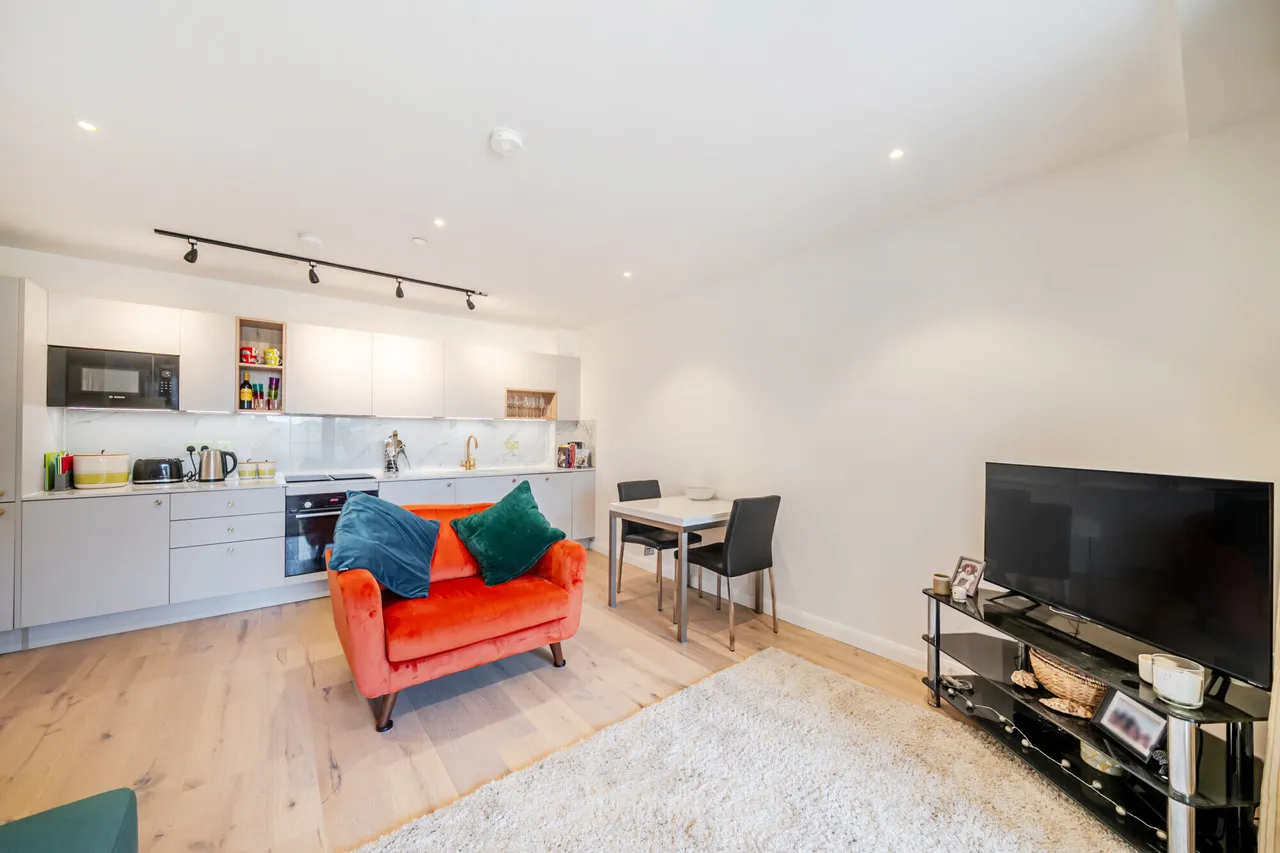 Ashley Road, Epsom, KT18, photo 6