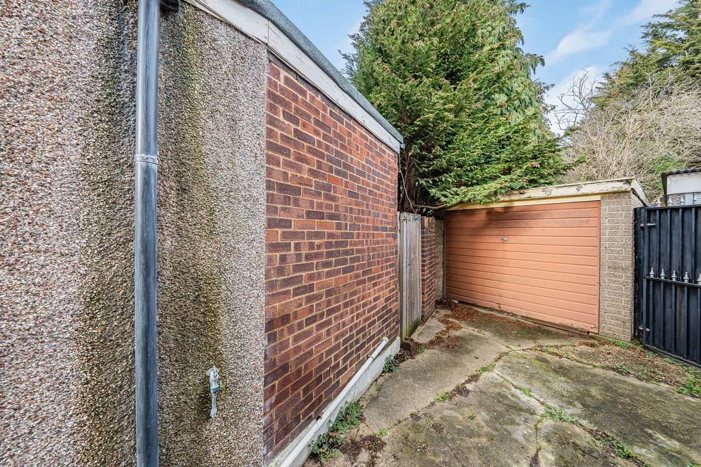 Elers Road, Hayes, UB3, photo 16
