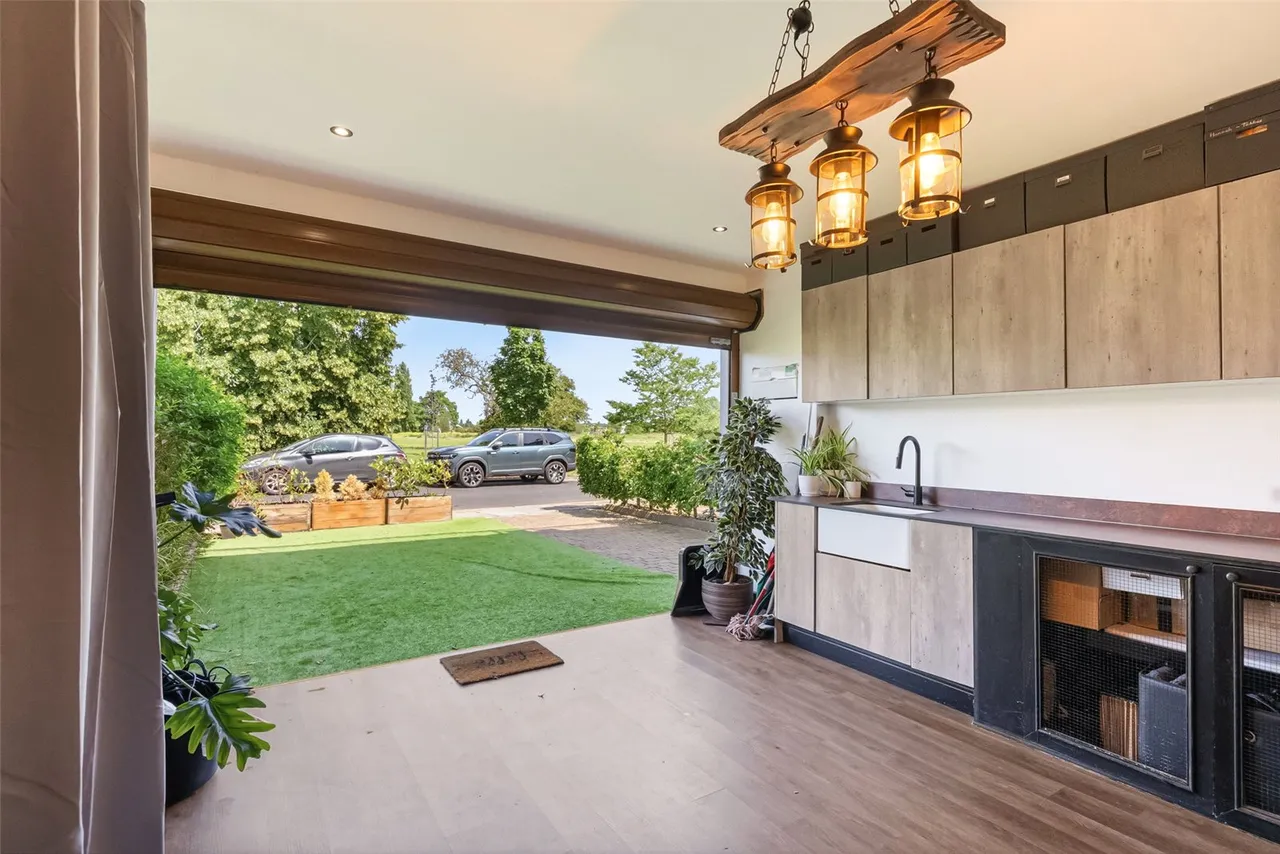 Fairways, Teddington, TW11 9PL, photo 14