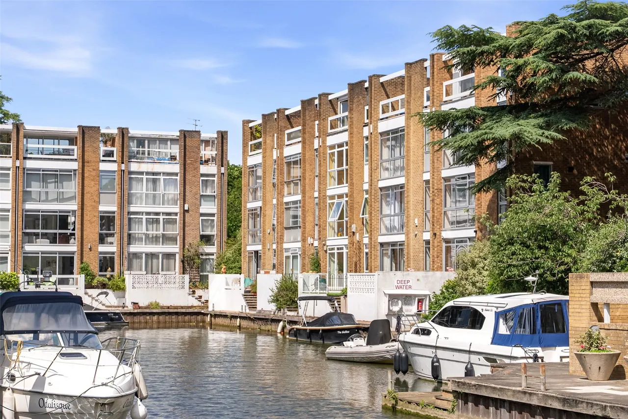 Fairways, Teddington, TW11 9PL, photo 16