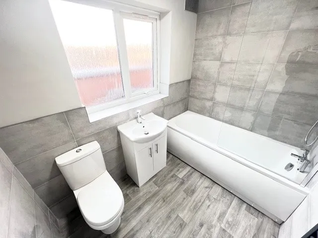 Greenall Road, Northwich, CW9, photo 5