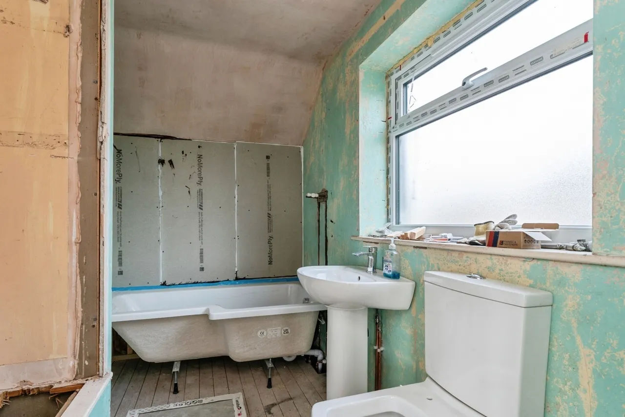 Bridgewater Drive, Vicars Cross, CH3, photo 17