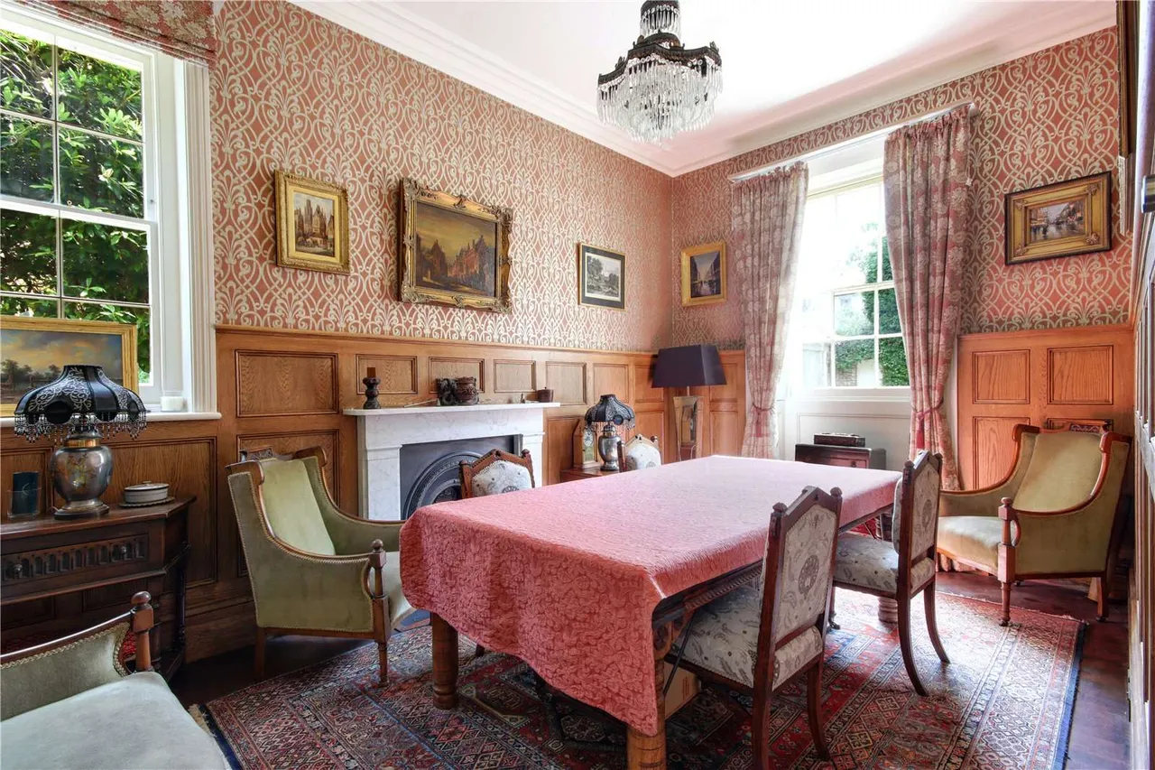 Calverley Park, Tunbridge Wells, Kent, TN1 2SL, photo 7