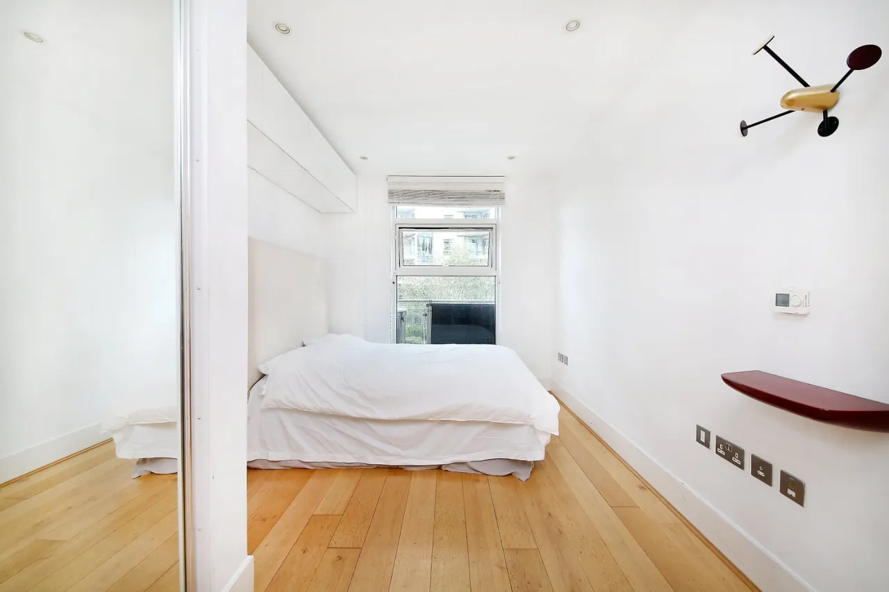 Juniper Drive, London, SW18, photo 15