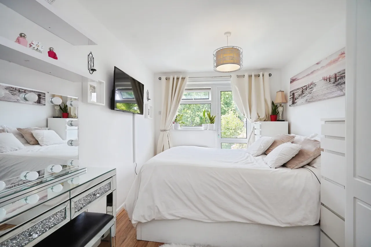Gretton Avenue, Stretton, DE13, photo 5