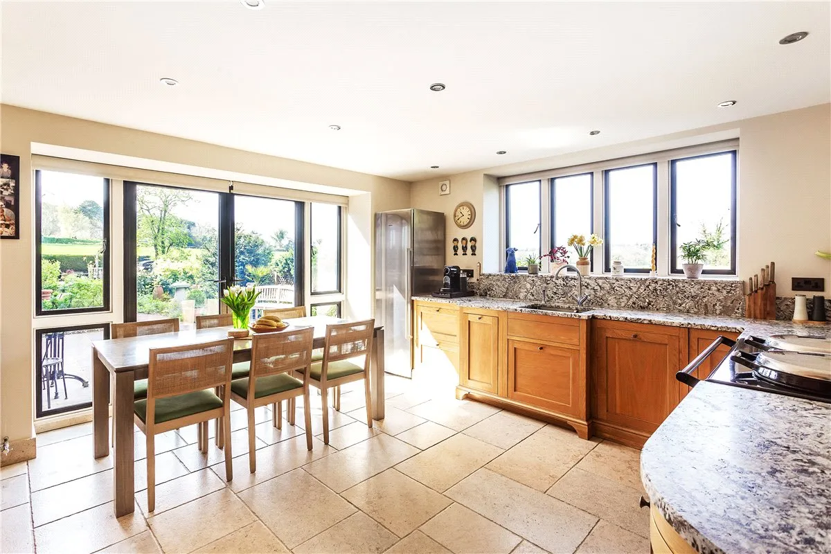 Woodlands, Bramdean, SO24, photo 5