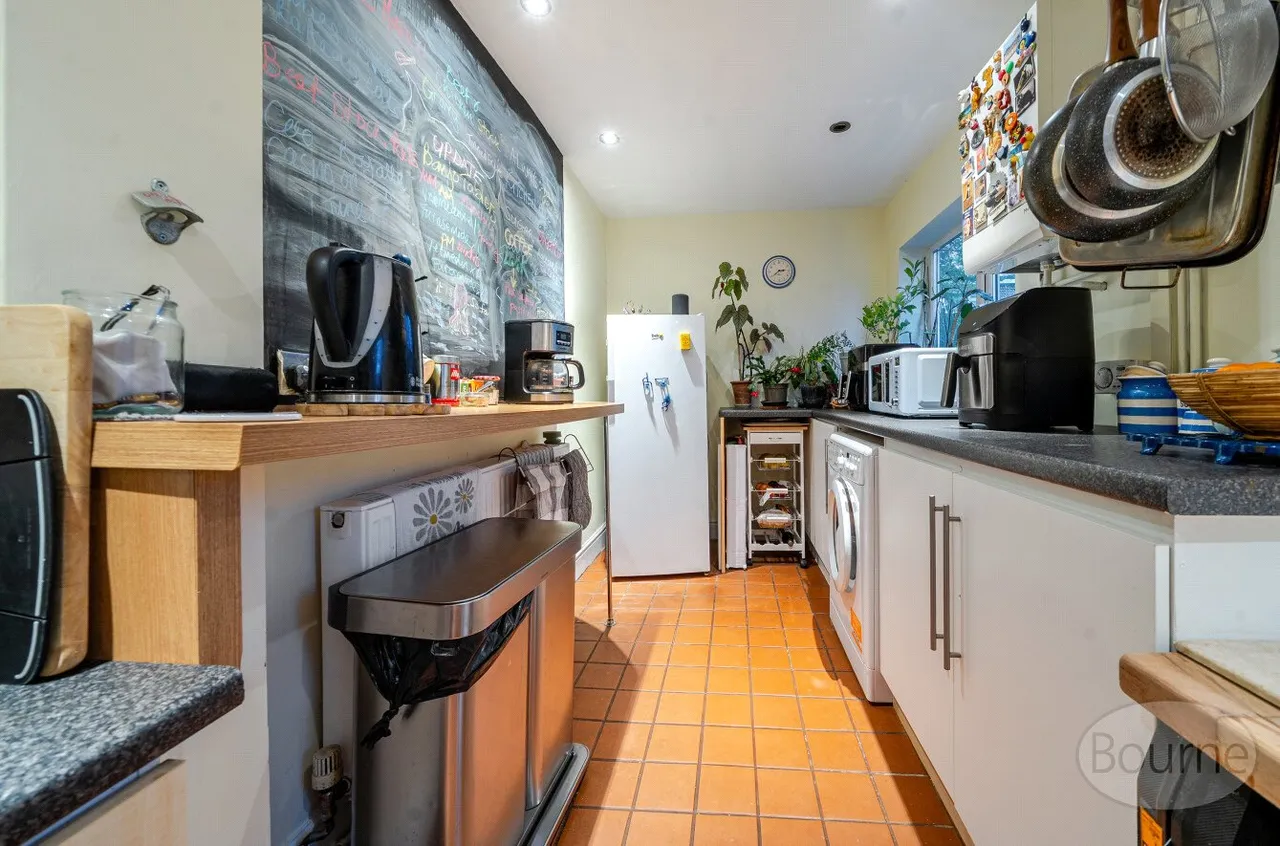 Ash Road, Aldershot, GU12, photo 4