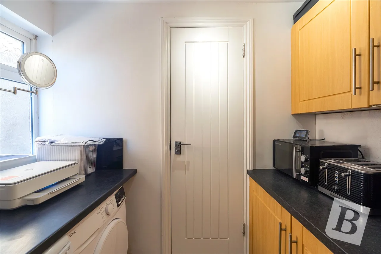 Deri Avenue, Rainham, RM13, photo 10