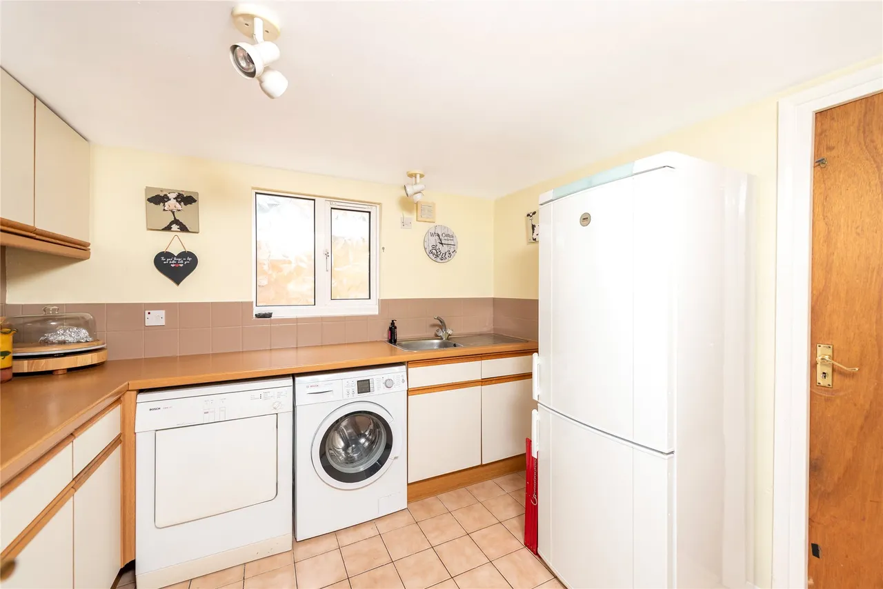 Old Manor Close, Whaddon, MK17, photo 17