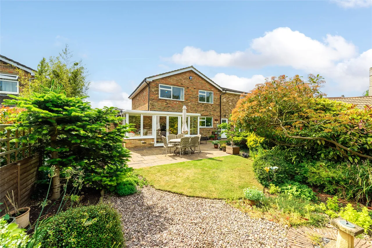 Old Manor Close, Whaddon, MK17, photo 13