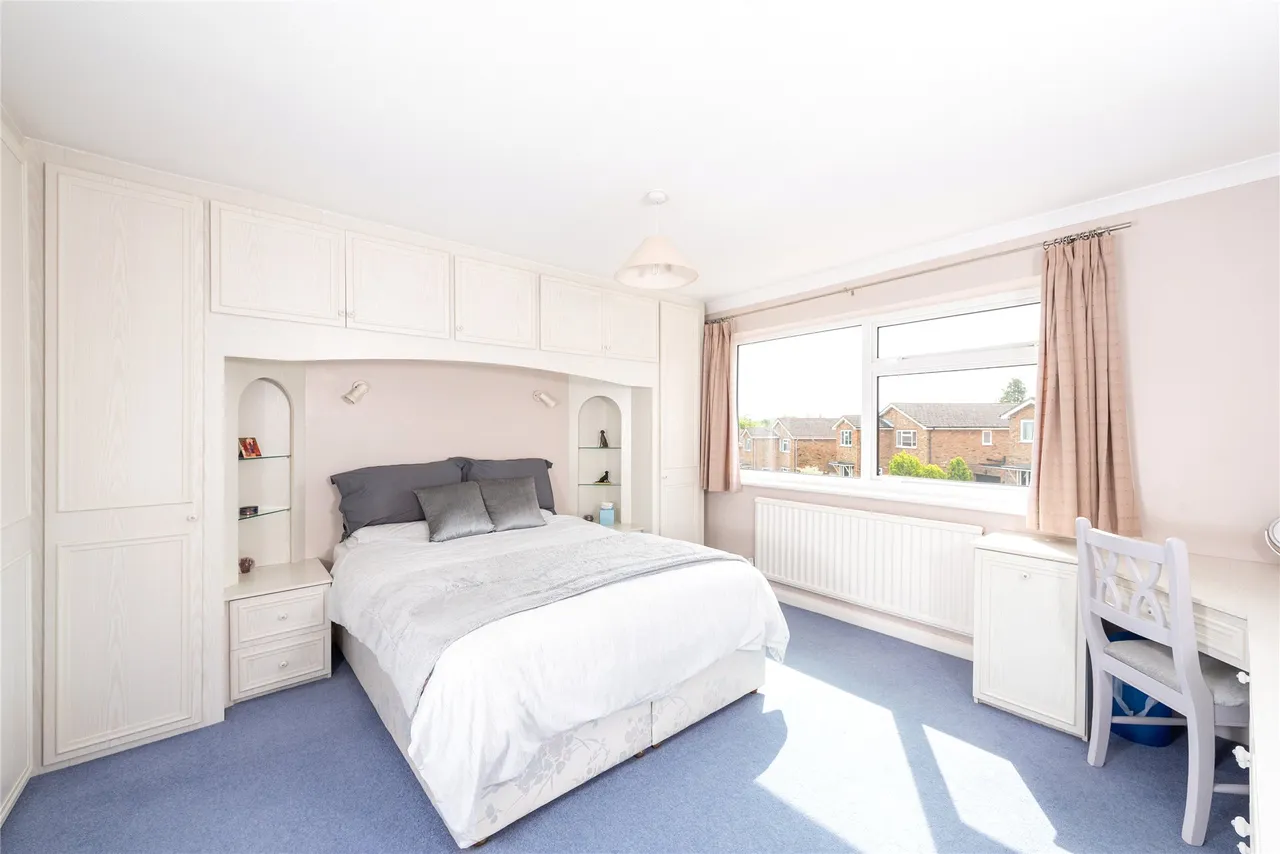 Old Manor Close, Whaddon, MK17, photo 8