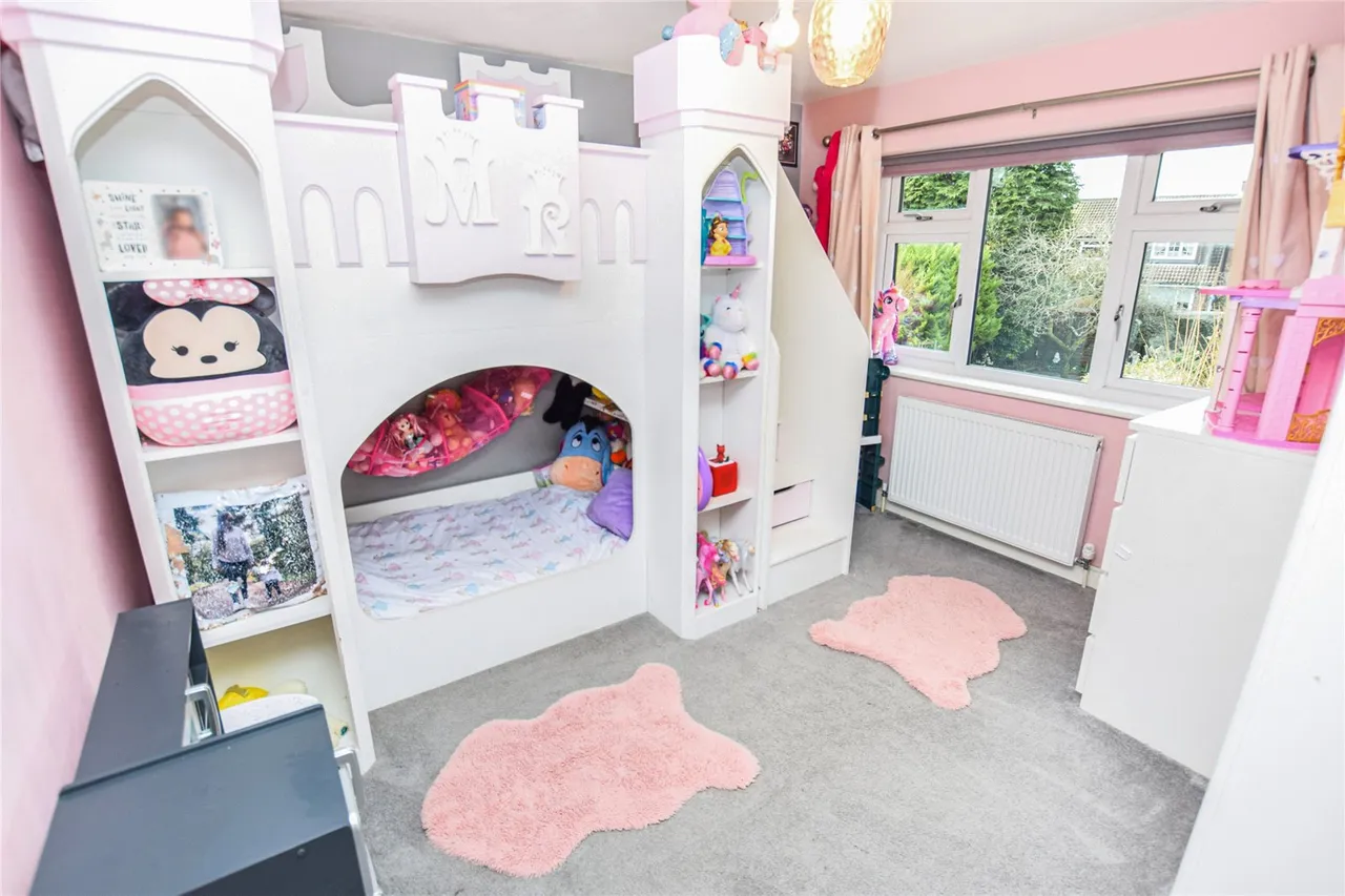 Blunden Road, Farnborough, Hampshire, GU14 8QL, photo 12