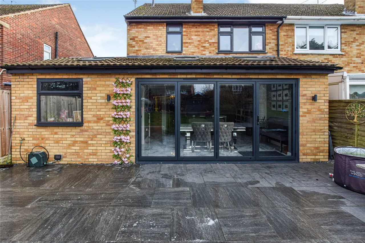 Blunden Road, Farnborough, Hampshire, GU14 8QL, photo 14