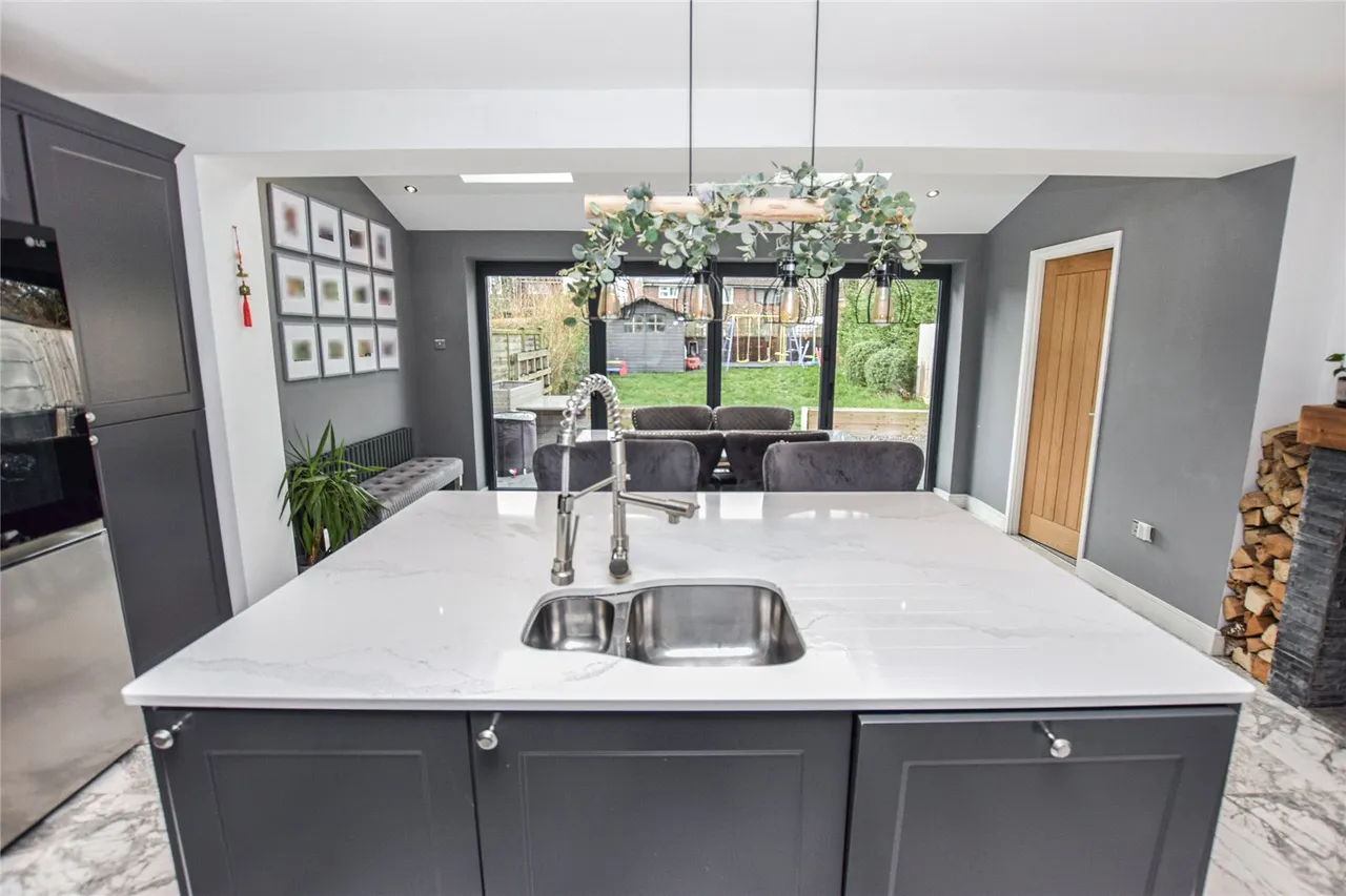 Blunden Road, Farnborough, Hampshire, GU14 8QL, photo 8