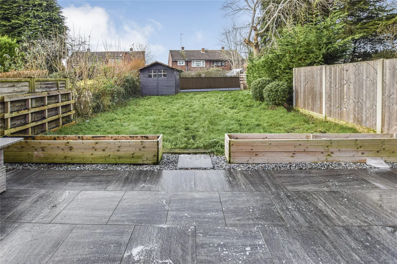 Blunden Road, Farnborough, Hampshire, GU14 8QL, photo 13