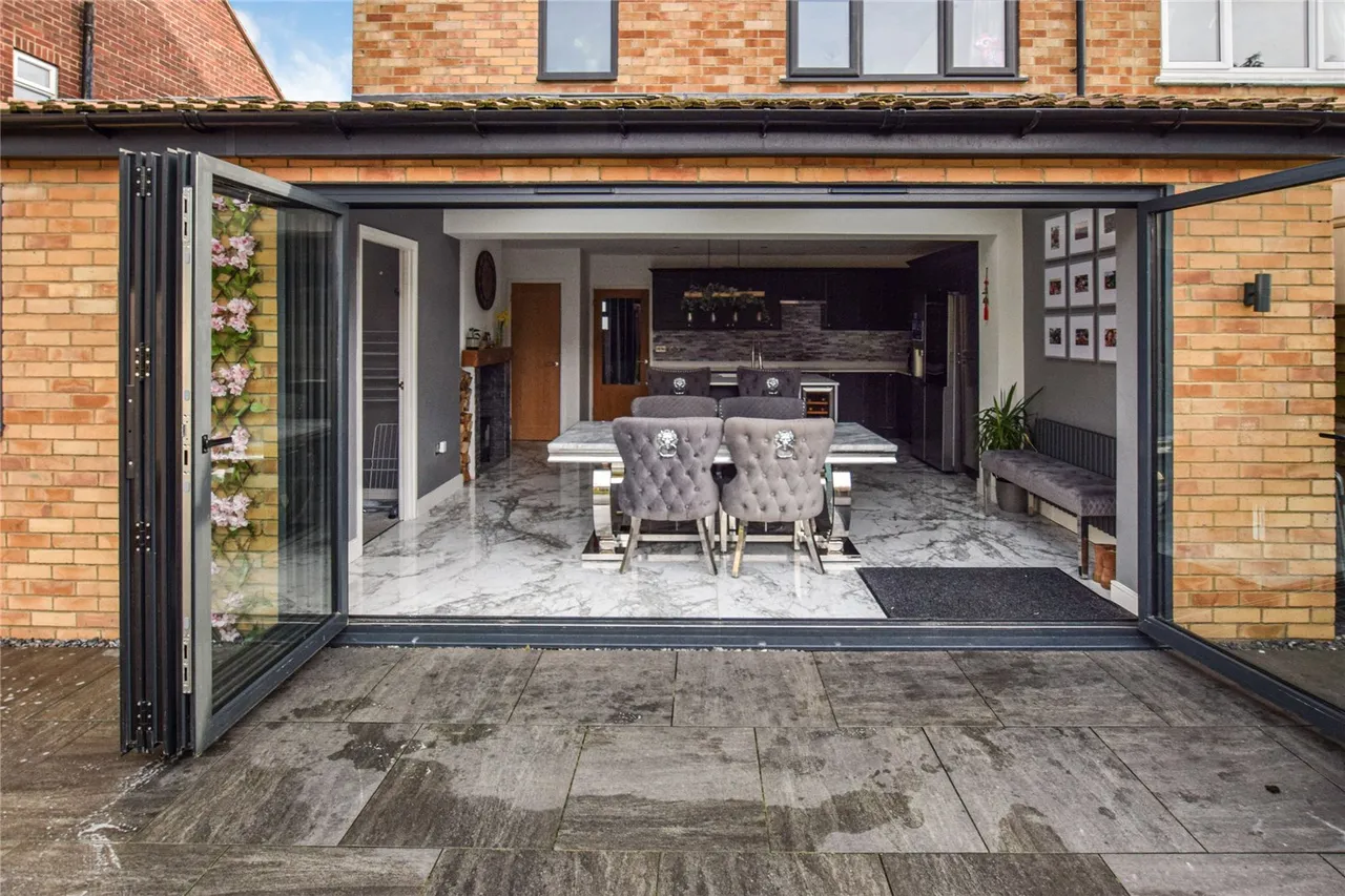 Blunden Road, Farnborough, Hampshire, GU14 8QL, photo 15