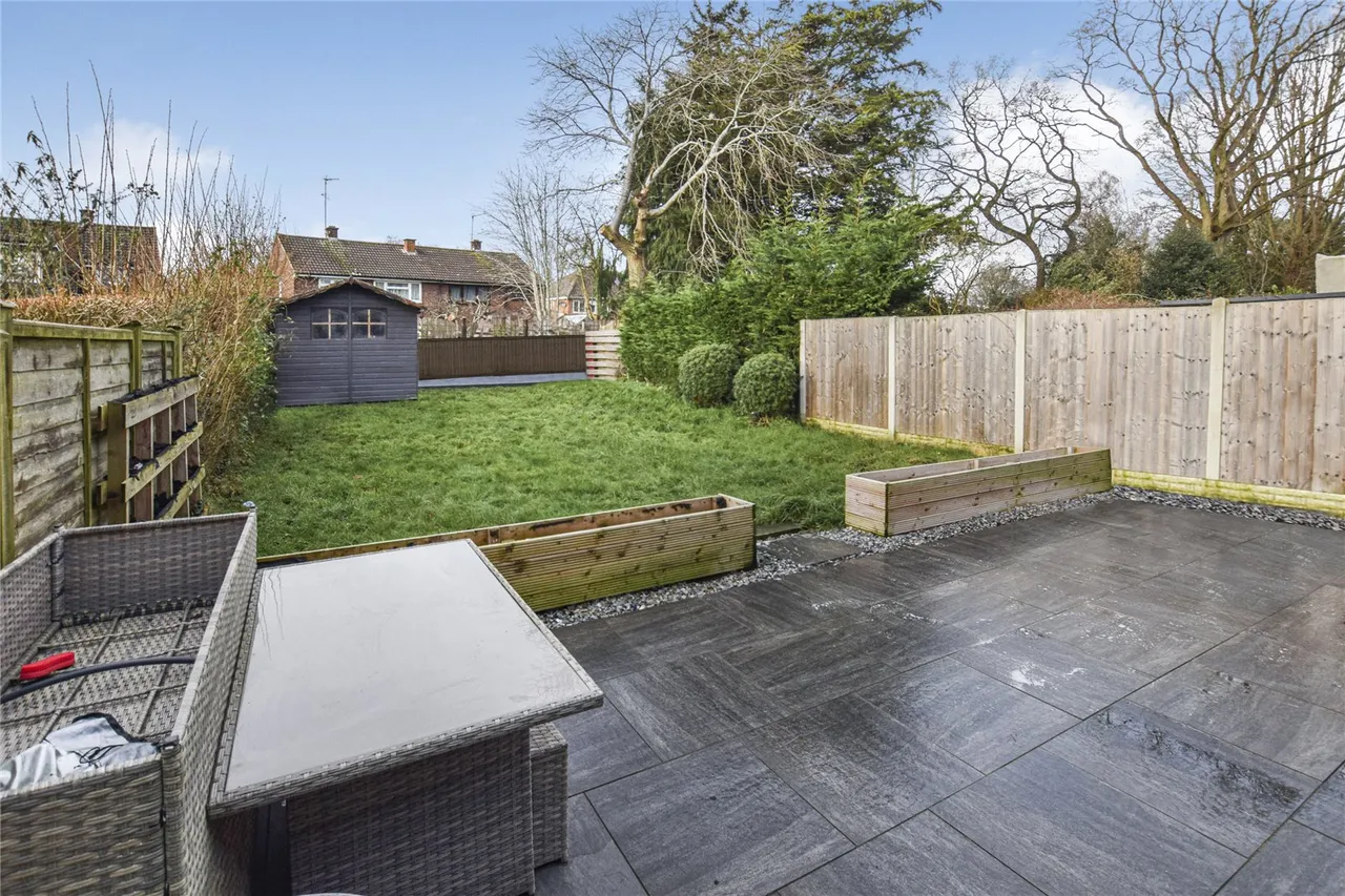 Blunden Road, Farnborough, Hampshire, GU14 8QL, photo 4