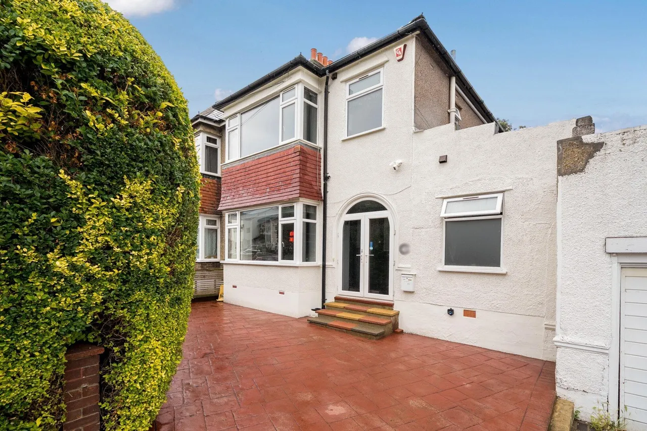 3 bed house for sale — Elsiemaud Road, London, SE4