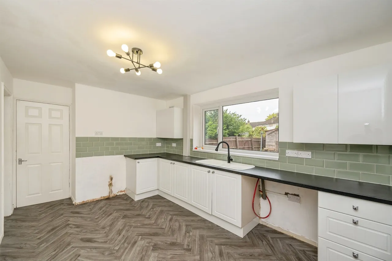 Chiswick Close, Derby, photo 4