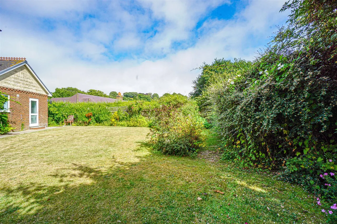Hillside Road, Hastings, photo 34