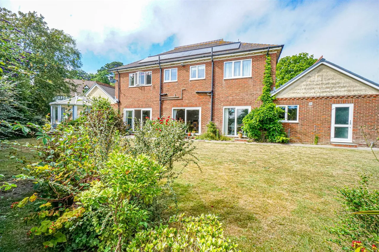 Hillside Road, Hastings, photo 44