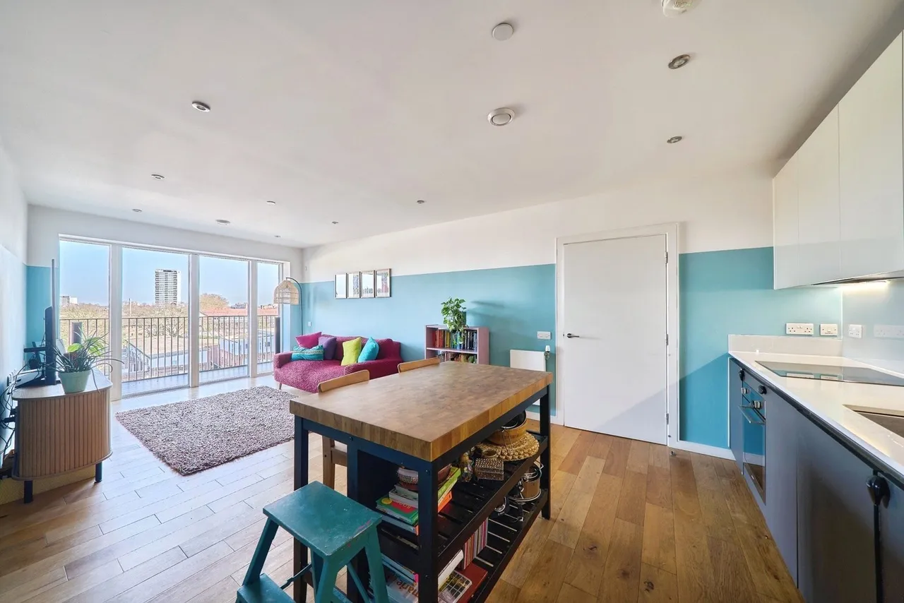 Prospect Row, LONDON, London, E15, photo 3