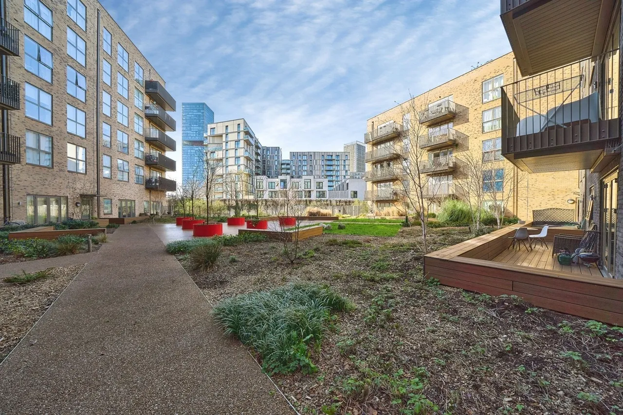 Prospect Row, LONDON, London, E15, photo 9