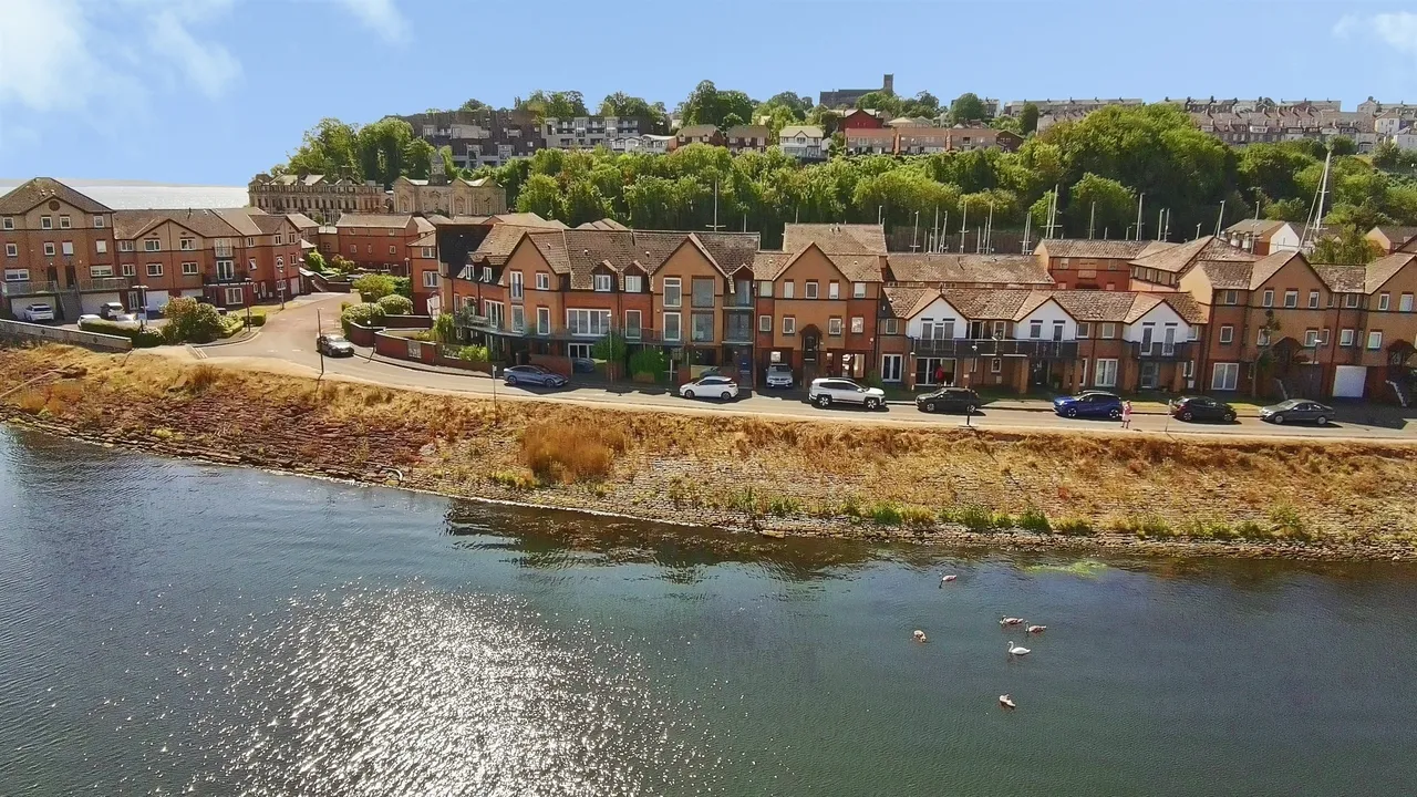 4 bed house for sale, Plas Taliesin Penarth, CF64