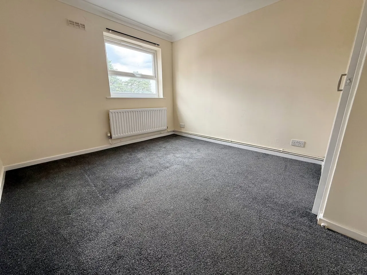Villa Court, Madeley, Telford, TF7 5AG, photo 5