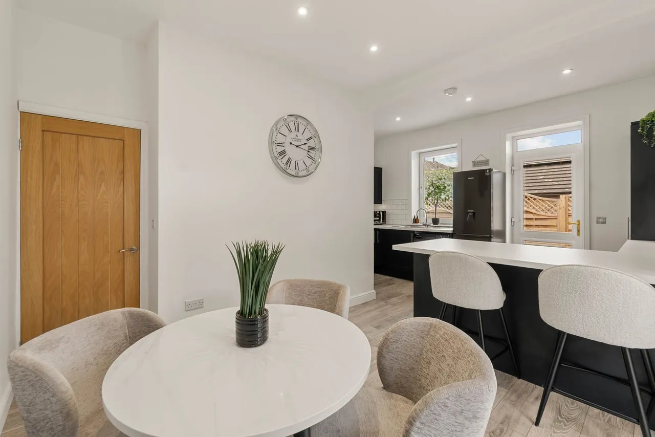 287 Leymoor Road, Golcar, HD7 4QL, photo 9