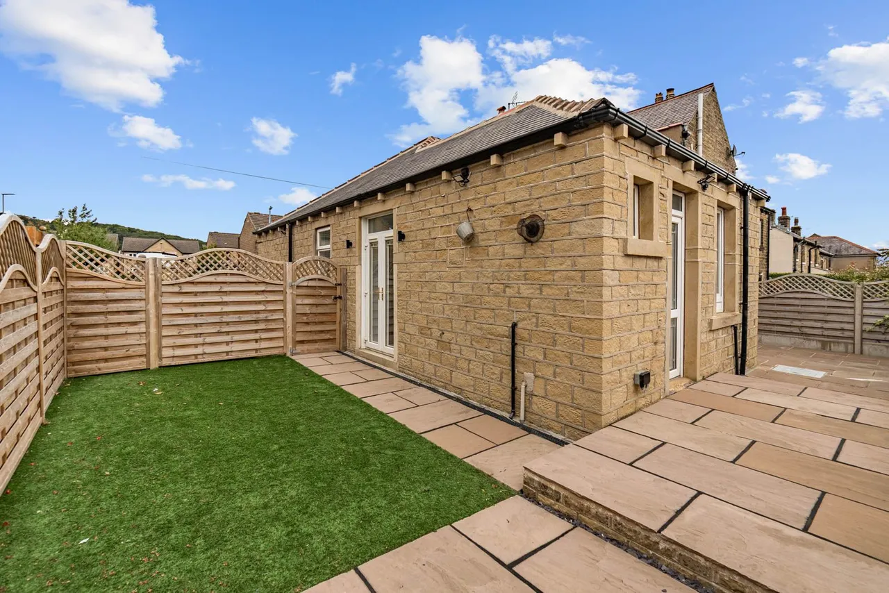 287 Leymoor Road, Golcar, HD7 4QL, photo 4