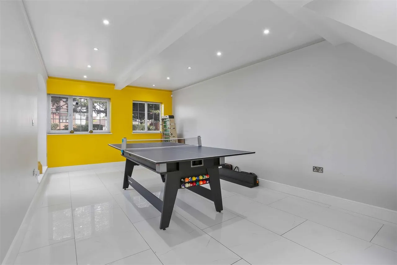 Cheam Road, Ewell, KT17 3EW, photo 9