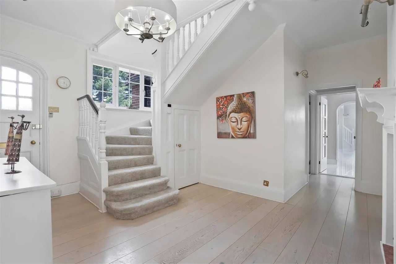 Cheam Road, Ewell, KT17 3EW, photo 2