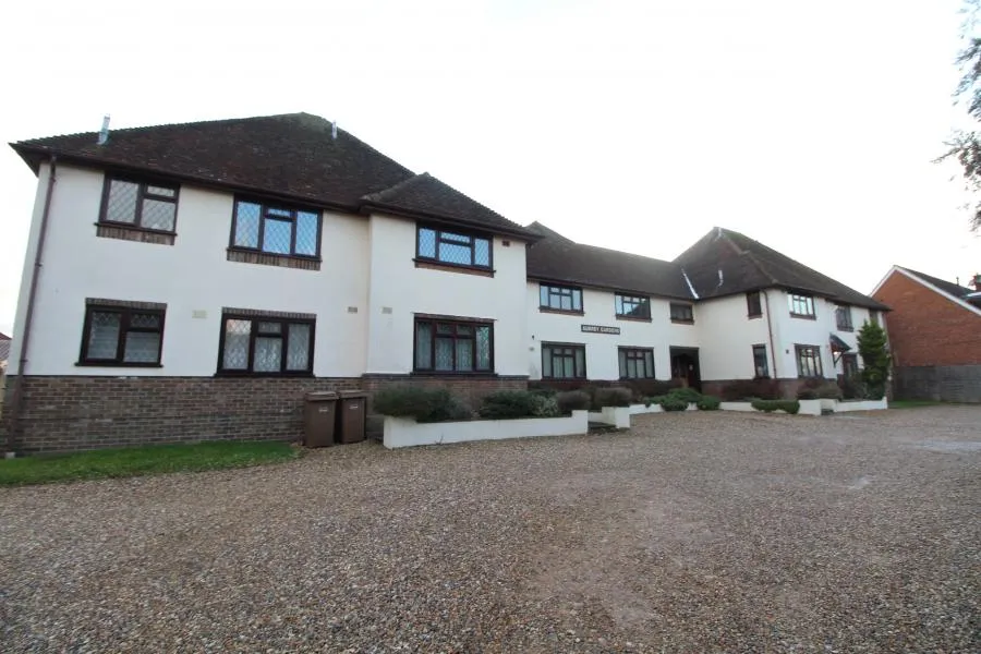 Aubrey Gardens, Luton, LU4, photo 9