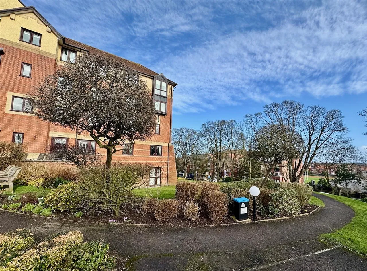 Filey Road, South Cliff, YO11, photo 12