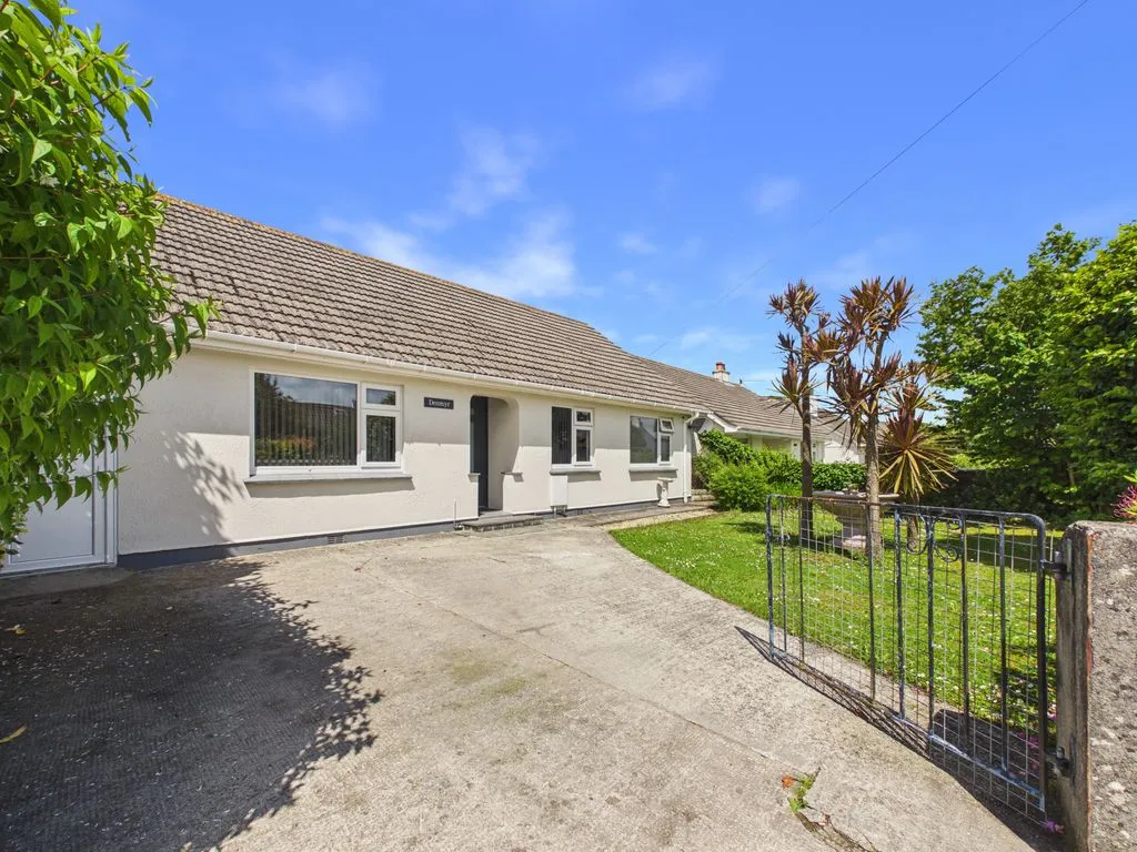 3 bed house for sale, Trevelyan Road, End, TR16