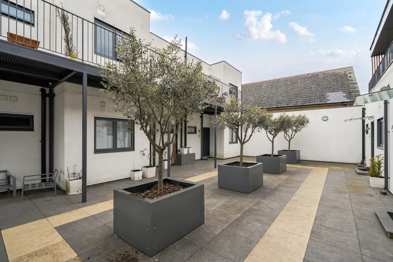 Gordon Road, SE15, photo 12