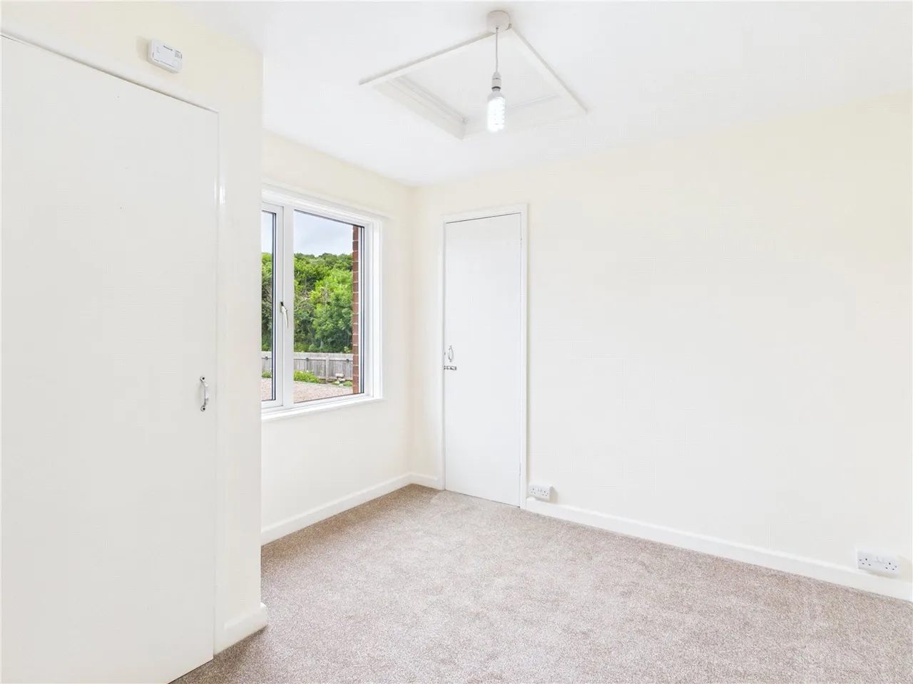 Prince of Wales Road, Crediton, EX17, photo 14
