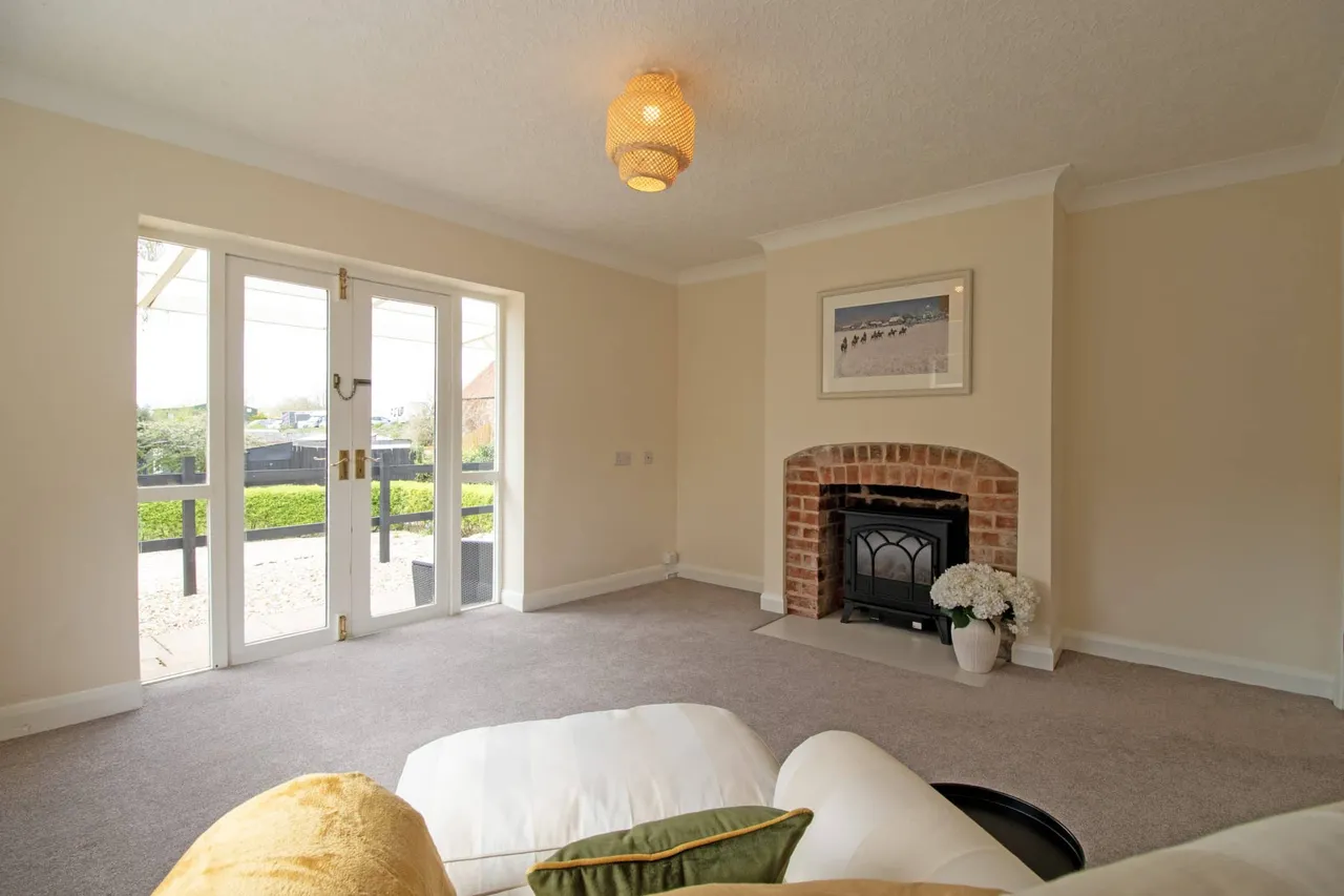 Laughton Road, Blyton, DN21, photo 4