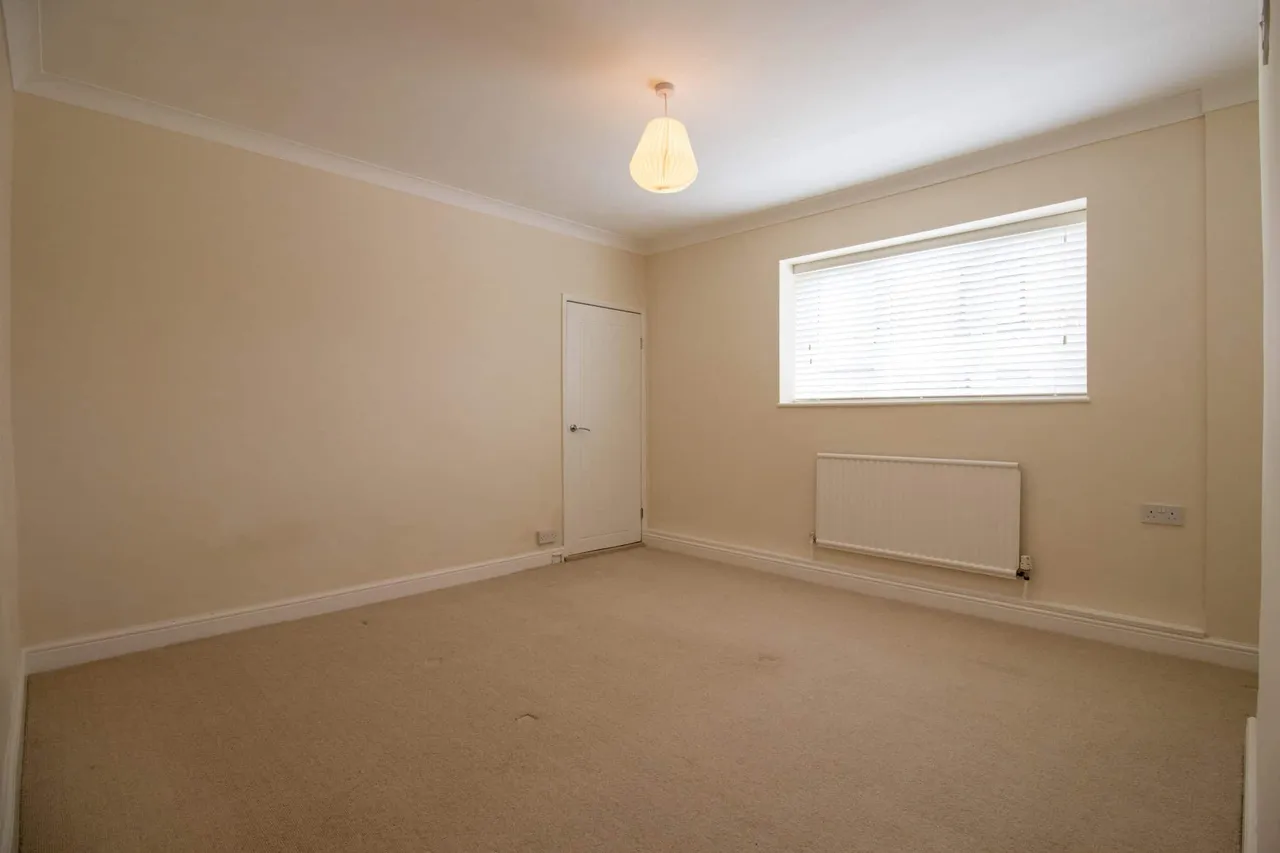 Laughton Road, Blyton, DN21, photo 7
