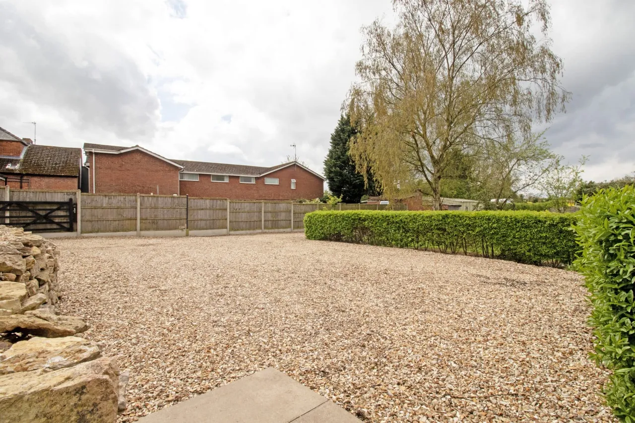 Laughton Road, Blyton, DN21, photo 18