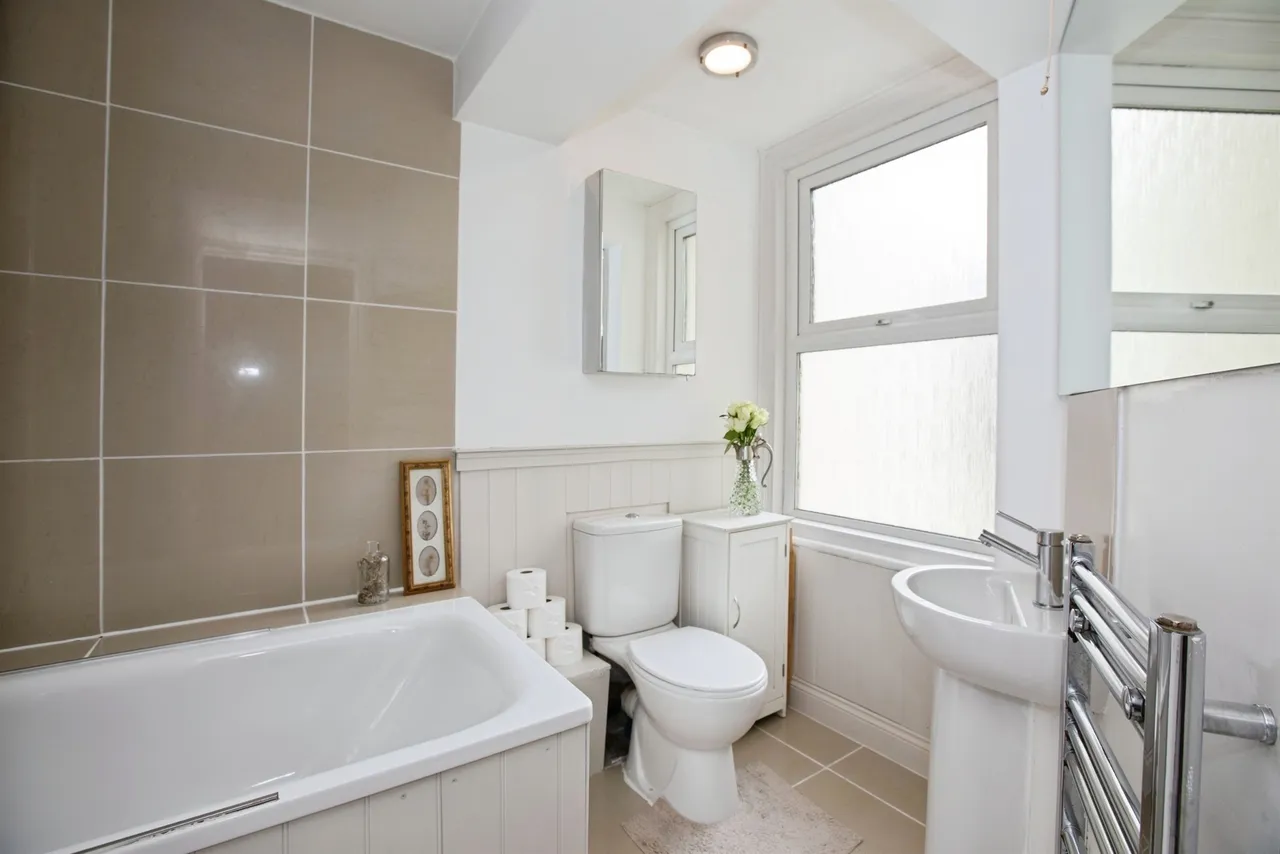 Upper Grosvenor Road, TUNBRIDGE WELLS, photo 7