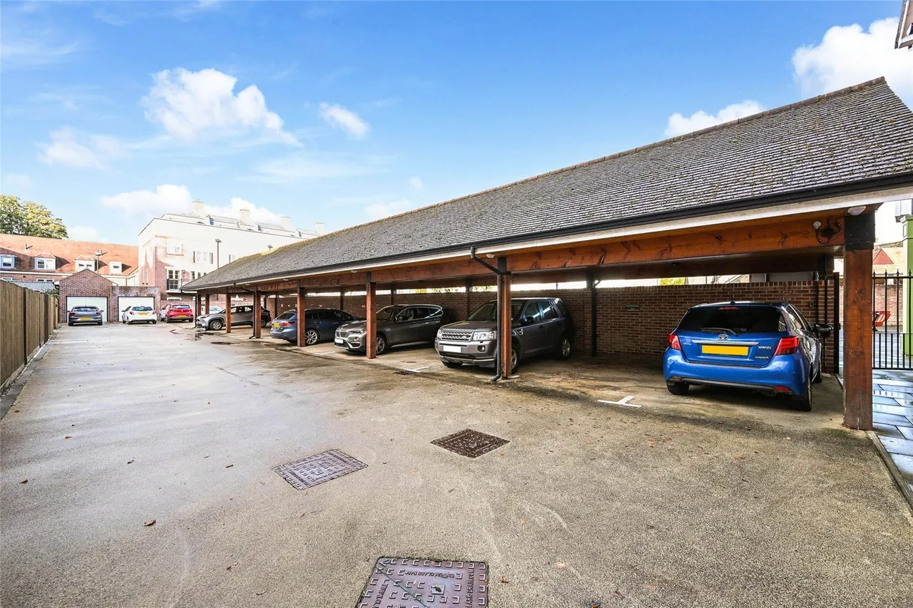 Church Square, Chichester, PO19, photo 12