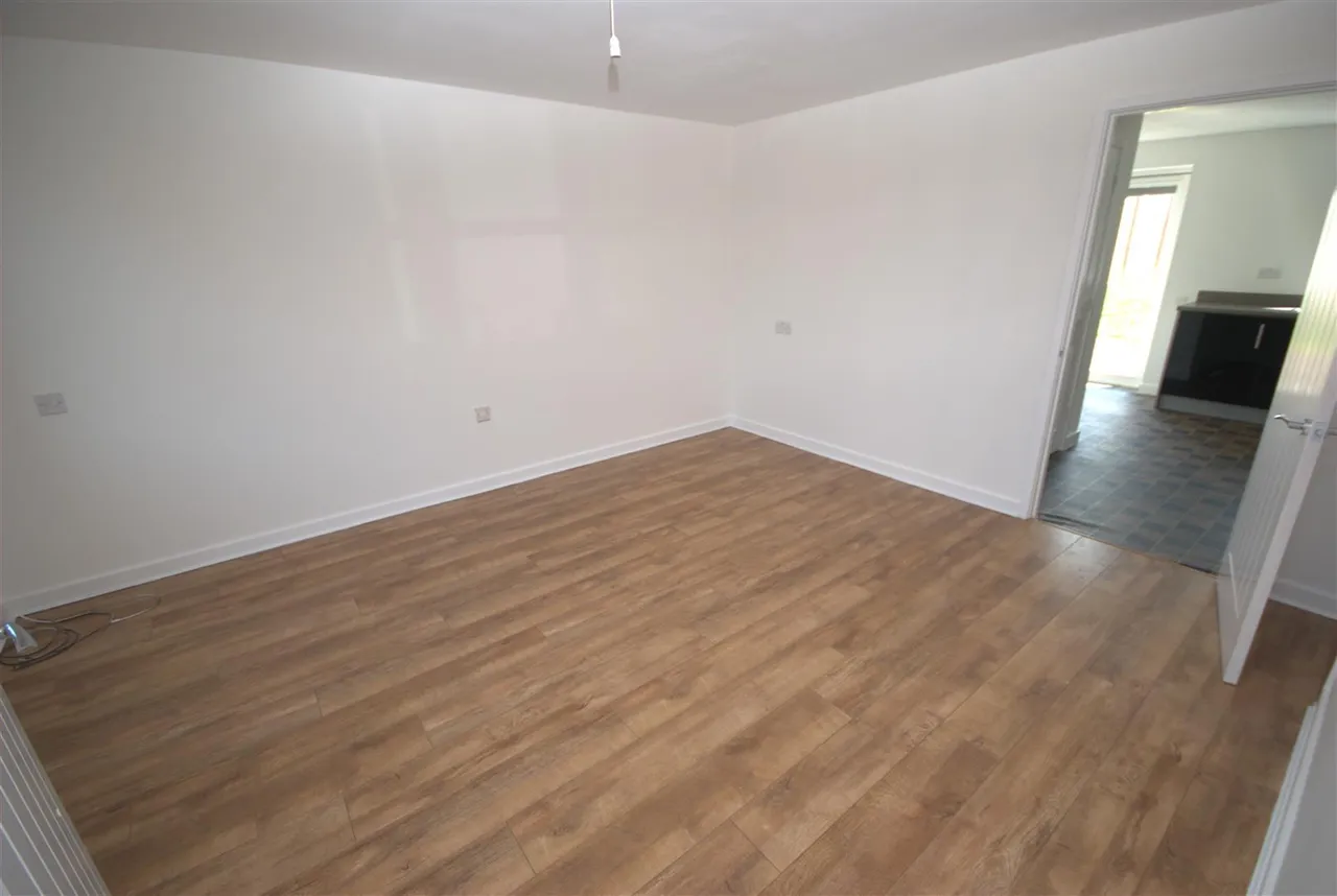 Shillingford Road, Manchester, M18 7TN, photo 3
