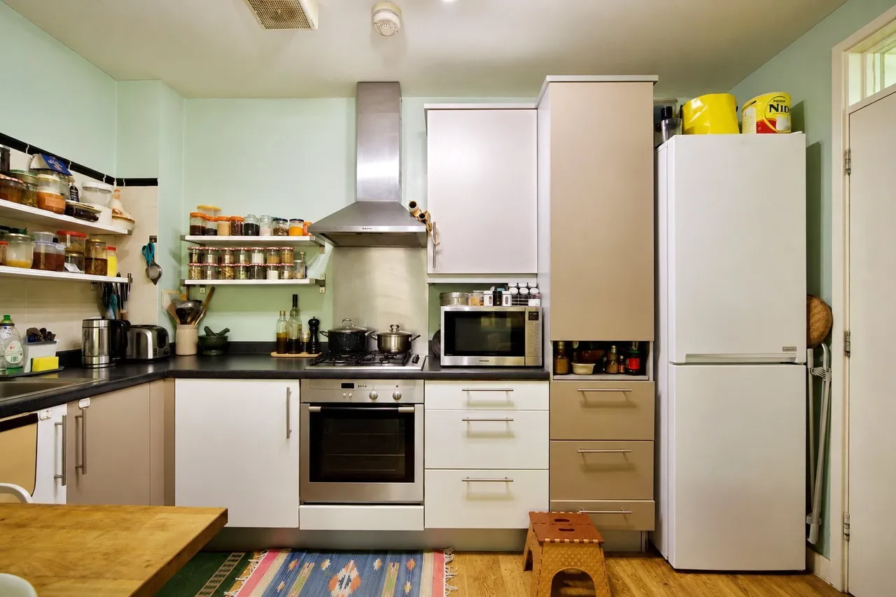 Woodgrange Road, Forest Gate, London, E7, photo 4