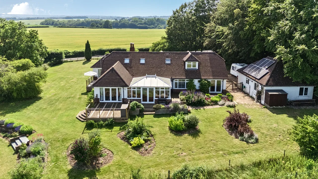 Stoke Charity Road, Kings Worthy, SO21, photo 5