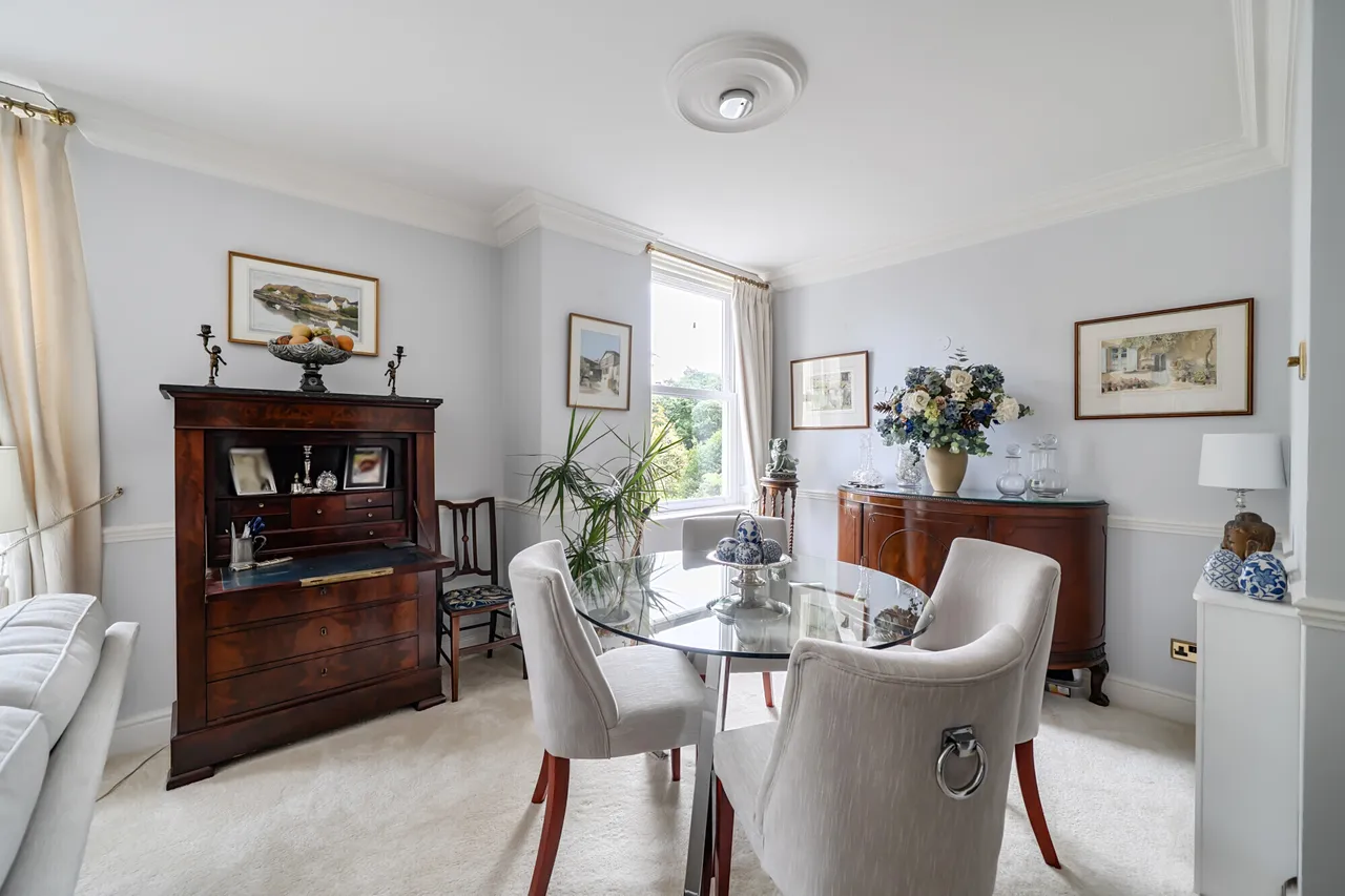Pittville Circus Road, Cheltenham, GL52, photo 5