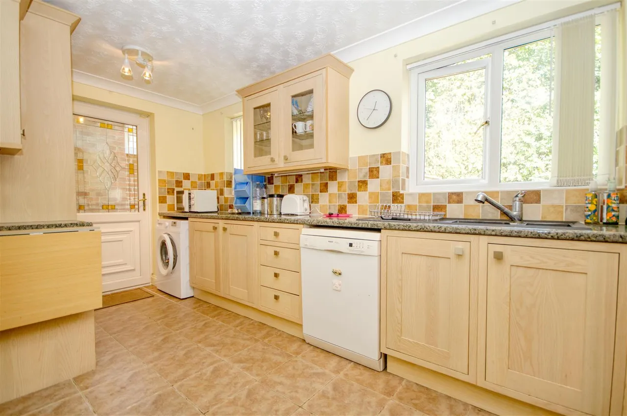 Marlborough Gardens, Southampton, SO30 2UT, photo 8