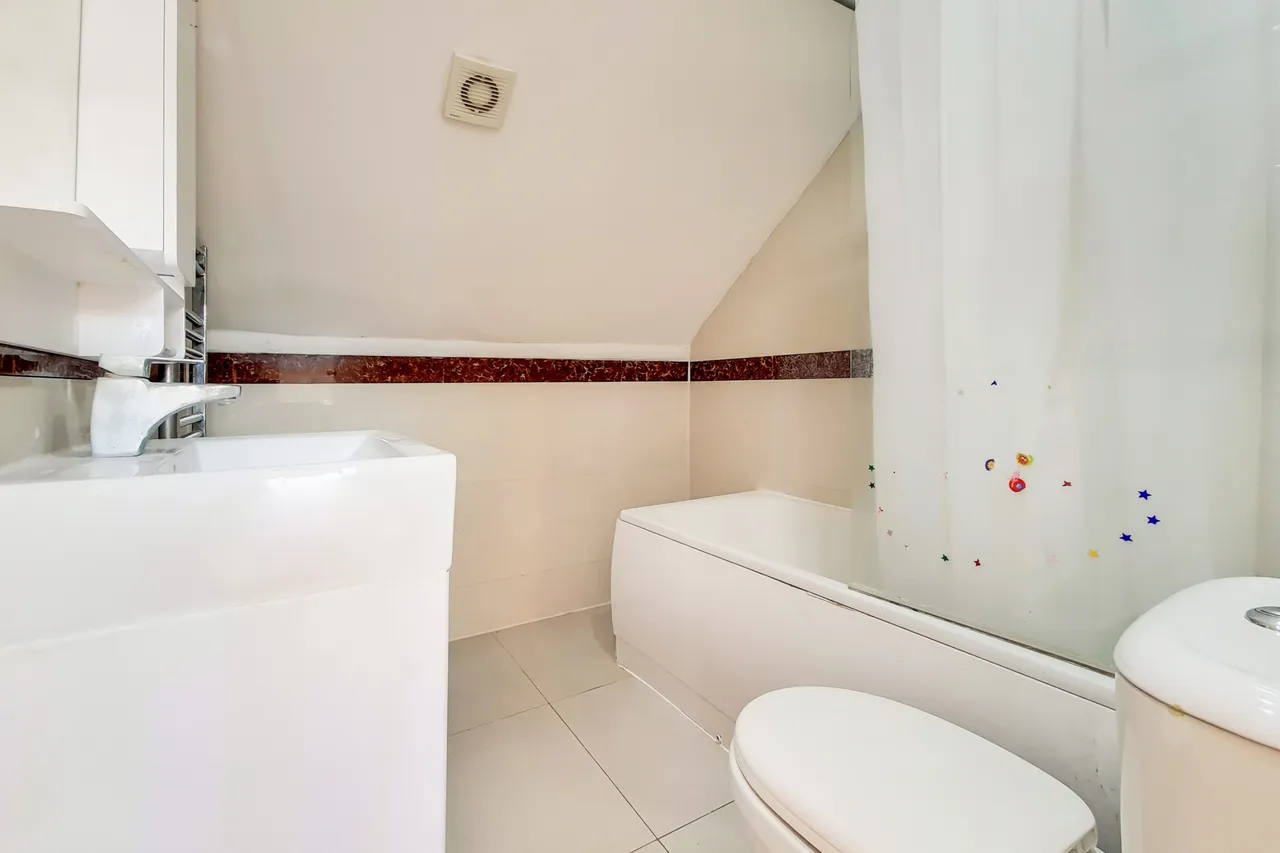 Flat 7, 2 Walton Avenue, Harrow, photo 6