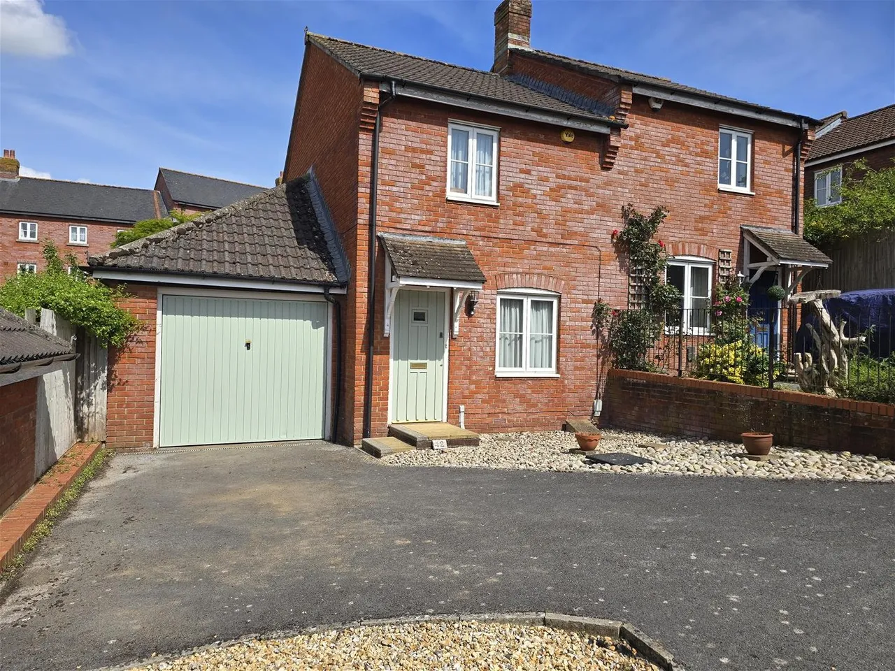 2 bed house for sale, Honeymead Lane, Sturminster Newton, DT10